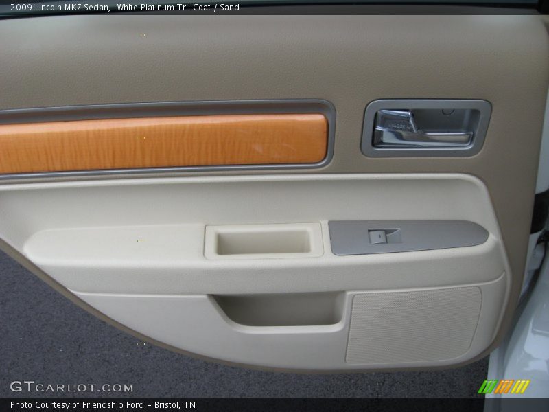 White Platinum Tri-Coat / Sand 2009 Lincoln MKZ Sedan