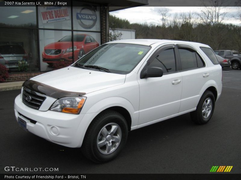 White / Beige 2007 Kia Sorento LX