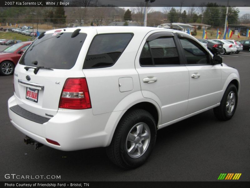 White / Beige 2007 Kia Sorento LX