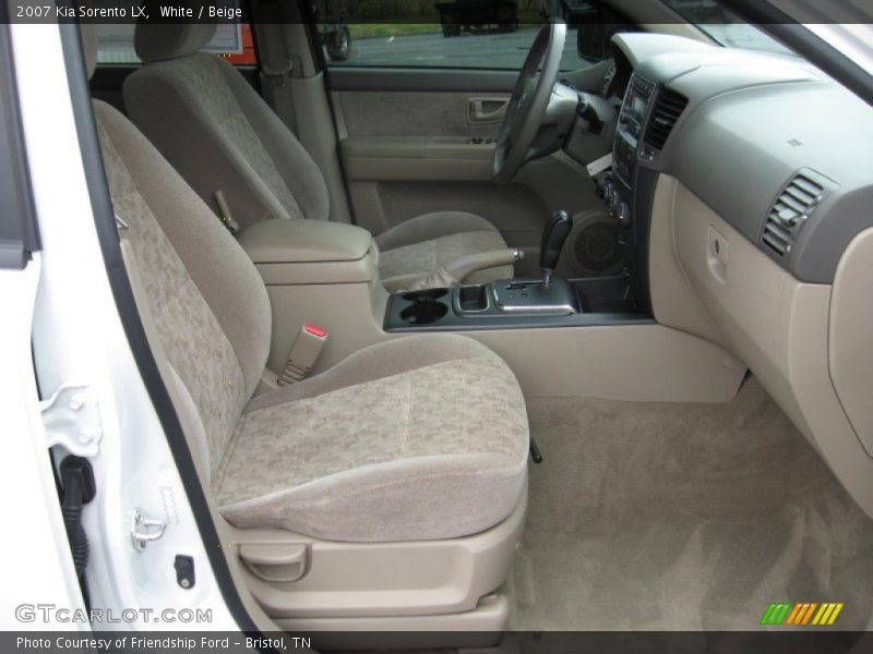 White / Beige 2007 Kia Sorento LX