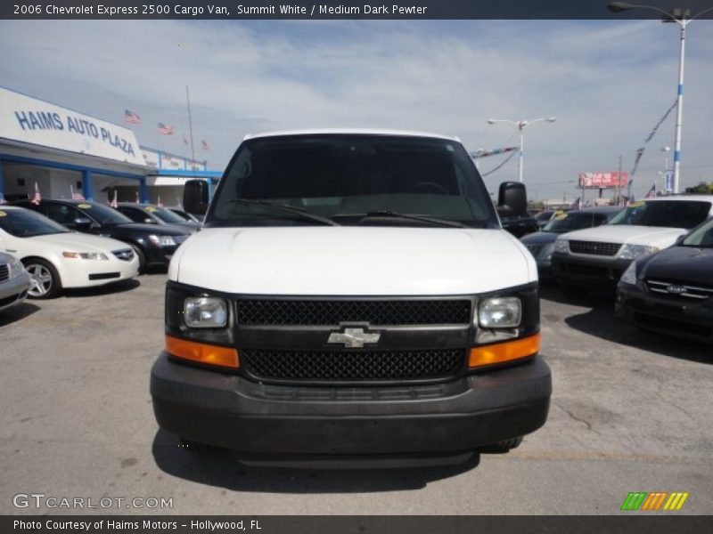 Summit White / Medium Dark Pewter 2006 Chevrolet Express 2500 Cargo Van
