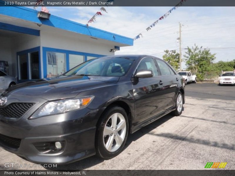 Magnetic Gray Metallic / Dark Charcoal 2010 Toyota Camry SE