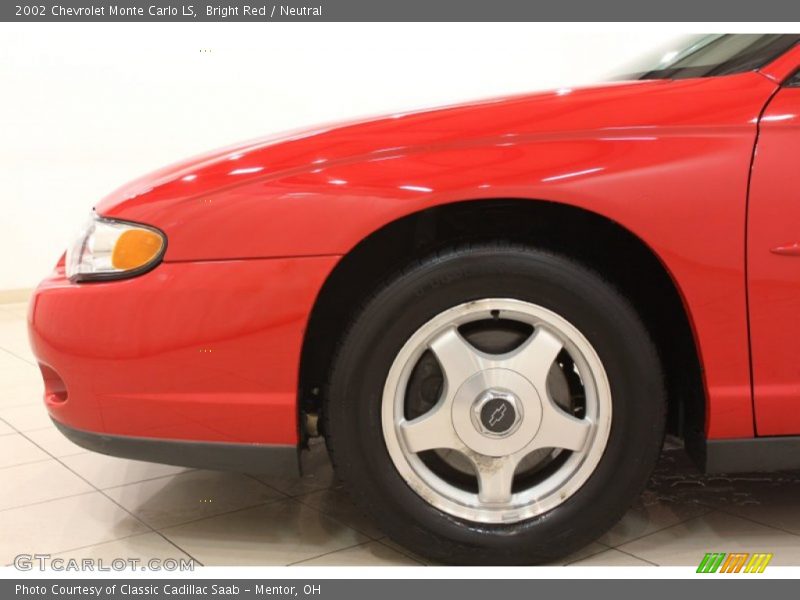 Bright Red / Neutral 2002 Chevrolet Monte Carlo LS