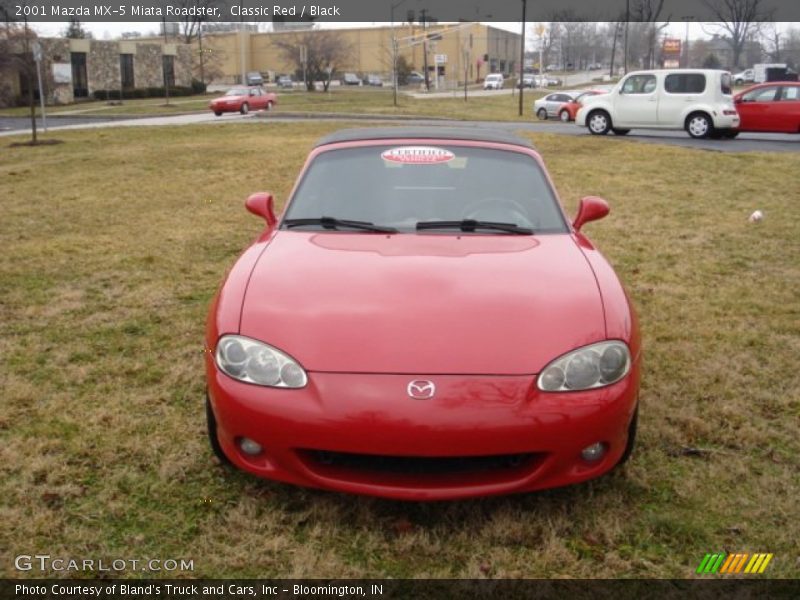 Classic Red / Black 2001 Mazda MX-5 Miata Roadster