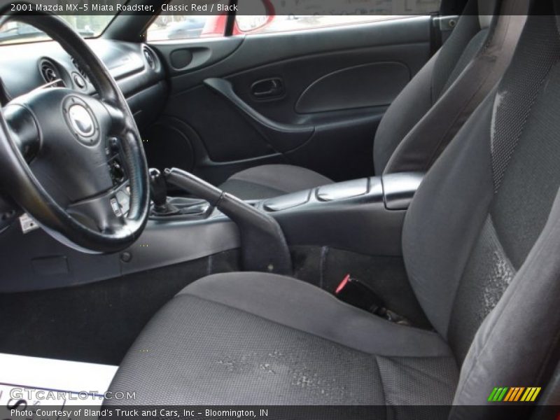Classic Red / Black 2001 Mazda MX-5 Miata Roadster