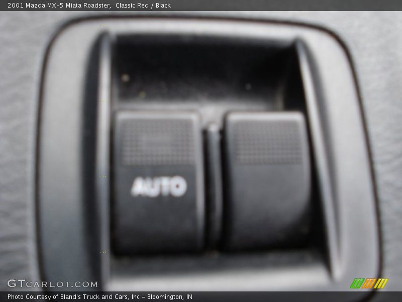 Classic Red / Black 2001 Mazda MX-5 Miata Roadster