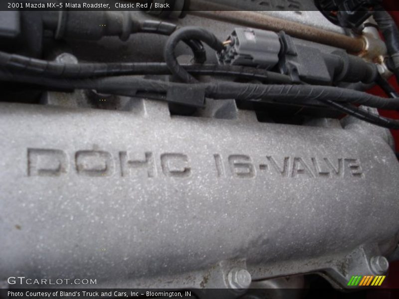 Classic Red / Black 2001 Mazda MX-5 Miata Roadster