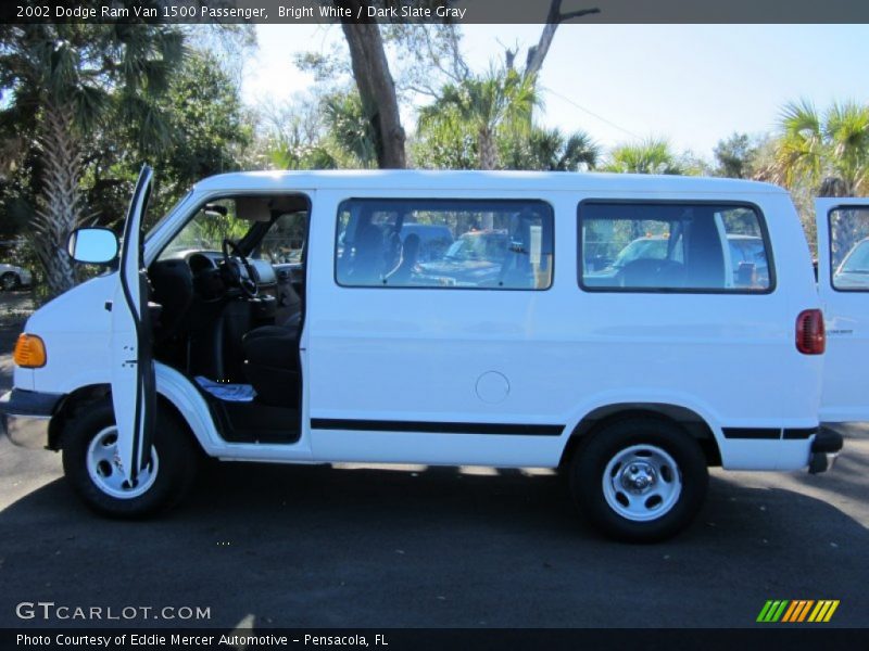 Bright White / Dark Slate Gray 2002 Dodge Ram Van 1500 Passenger