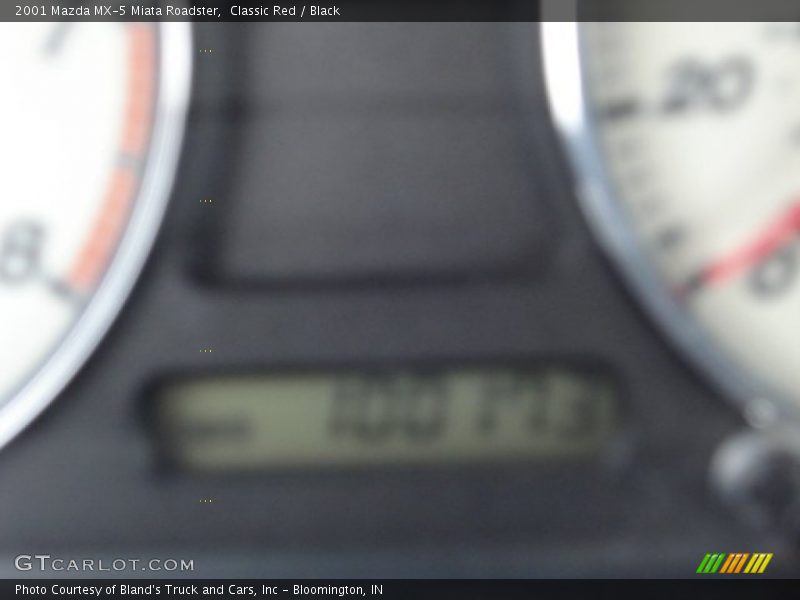 Classic Red / Black 2001 Mazda MX-5 Miata Roadster