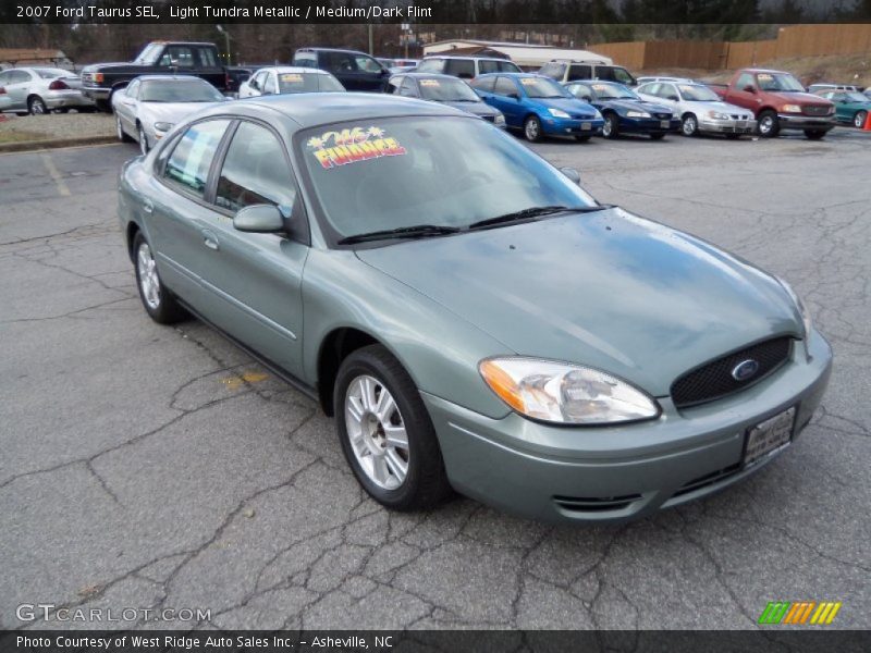 Light Tundra Metallic / Medium/Dark Flint 2007 Ford Taurus SEL