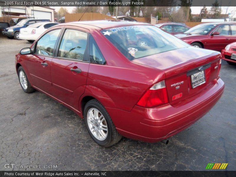 Sangria Red Metallic / Dark Pebble/Light Pebble 2005 Ford Focus ZX4 SE Sedan