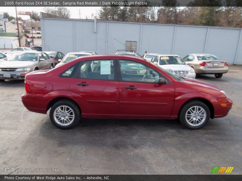 Sangria Red Metallic / Dark Pebble/Light Pebble 2005 Ford Focus ZX4 SE Sedan