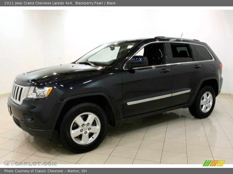 Blackberry Pearl / Black 2011 Jeep Grand Cherokee Laredo 4x4