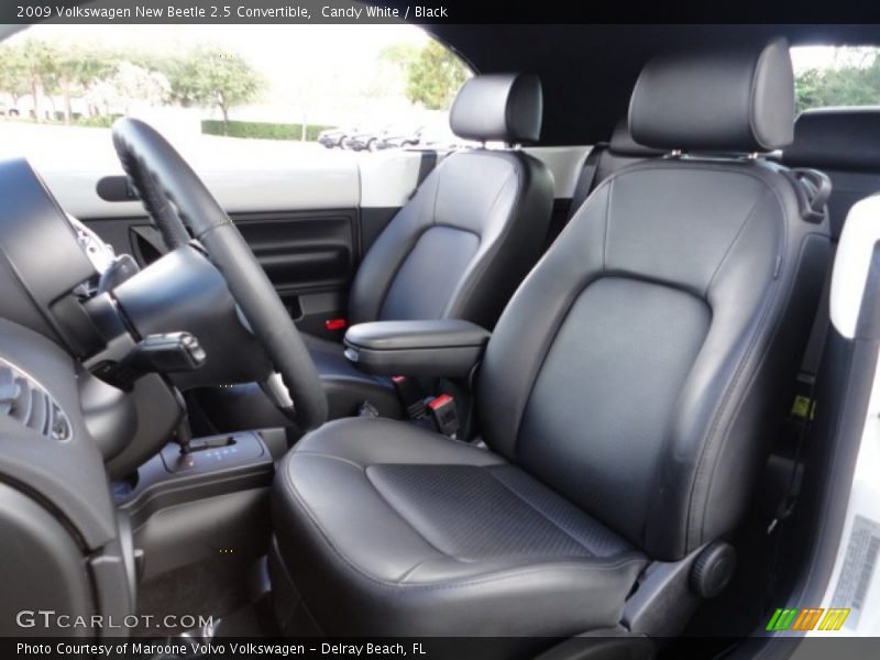 Candy White / Black 2009 Volkswagen New Beetle 2.5 Convertible