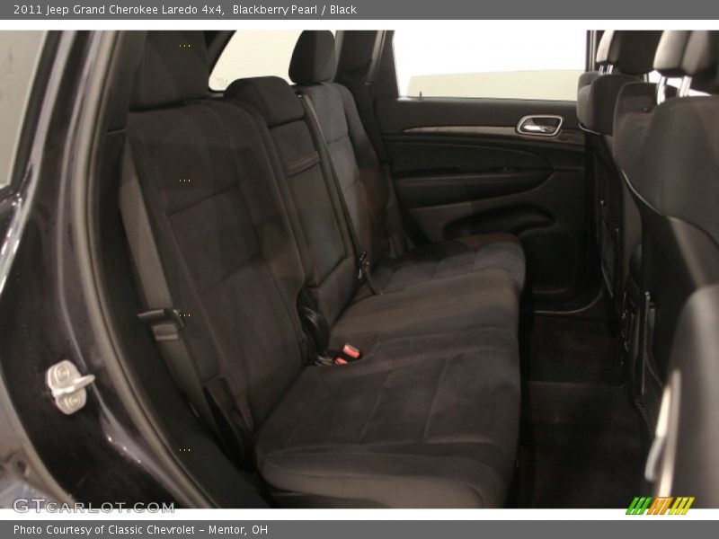 Blackberry Pearl / Black 2011 Jeep Grand Cherokee Laredo 4x4