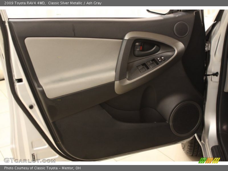 Classic Silver Metallic / Ash Gray 2009 Toyota RAV4 4WD