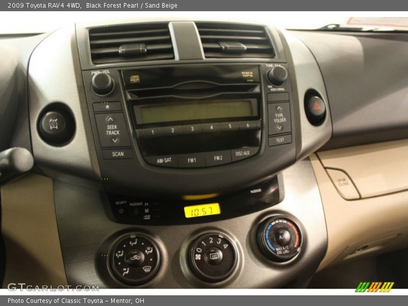 Controls of 2009 RAV4 4WD
