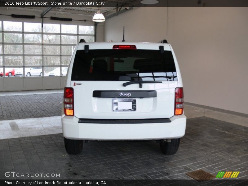 Stone White / Dark Slate Gray 2010 Jeep Liberty Sport