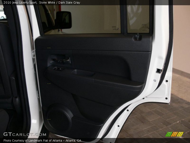 Stone White / Dark Slate Gray 2010 Jeep Liberty Sport