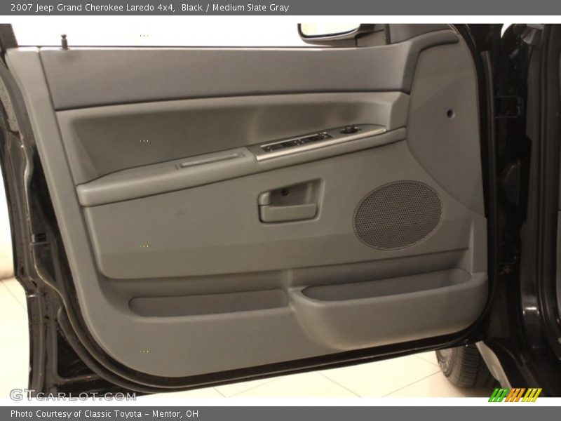 Black / Medium Slate Gray 2007 Jeep Grand Cherokee Laredo 4x4
