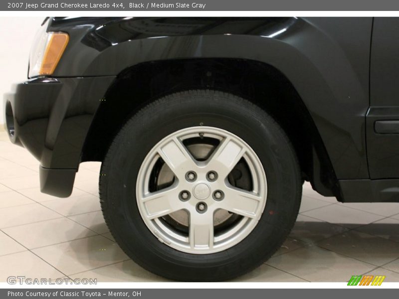 Black / Medium Slate Gray 2007 Jeep Grand Cherokee Laredo 4x4