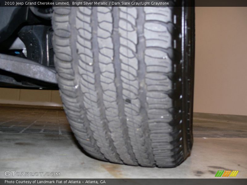Bright Silver Metallic / Dark Slate Gray/Light Graystone 2010 Jeep Grand Cherokee Limited