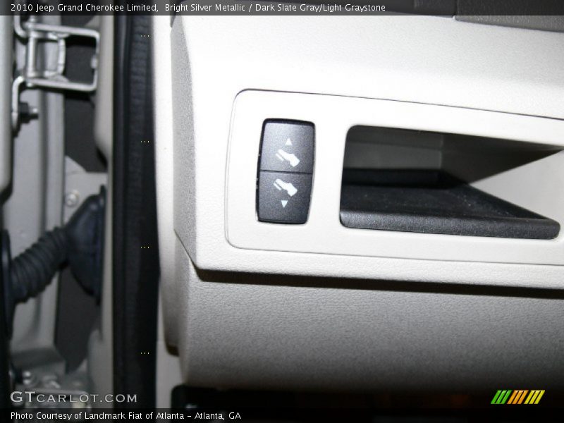 Bright Silver Metallic / Dark Slate Gray/Light Graystone 2010 Jeep Grand Cherokee Limited