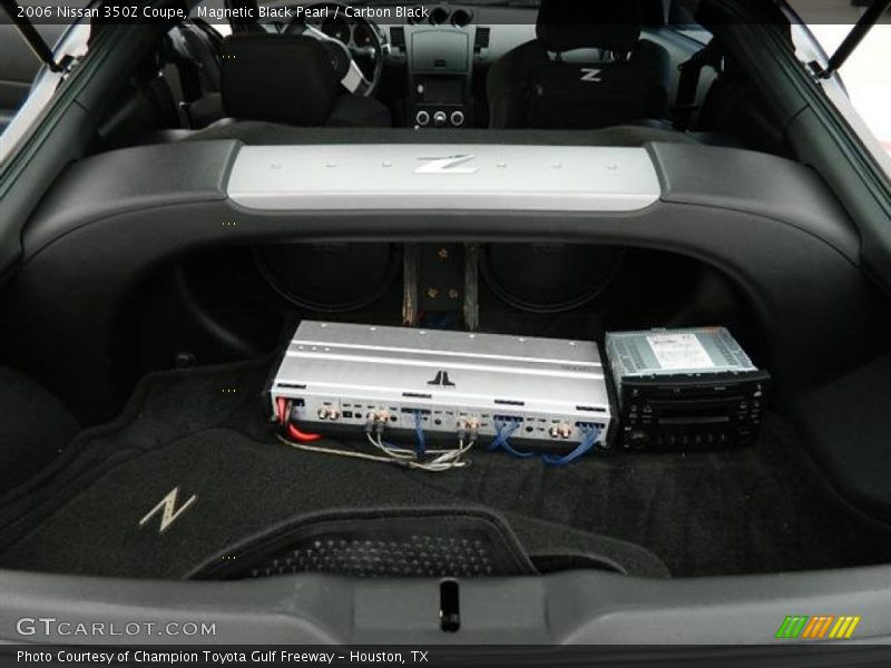 Magnetic Black Pearl / Carbon Black 2006 Nissan 350Z Coupe