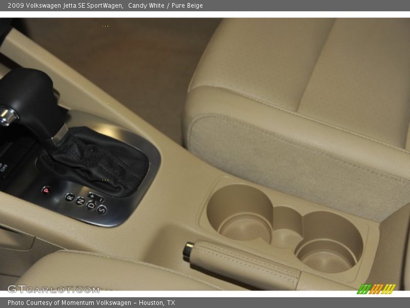 Candy White / Pure Beige 2009 Volkswagen Jetta SE SportWagen