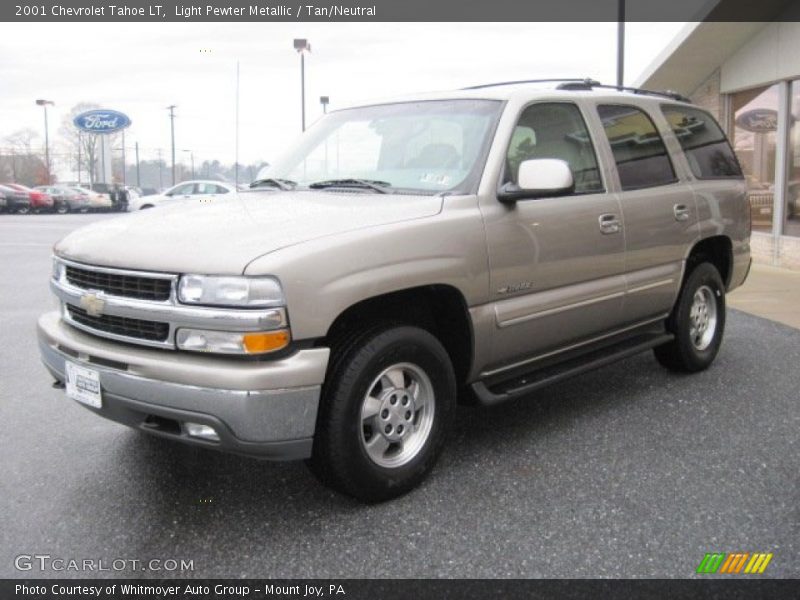 Light Pewter Metallic / Tan/Neutral 2001 Chevrolet Tahoe LT