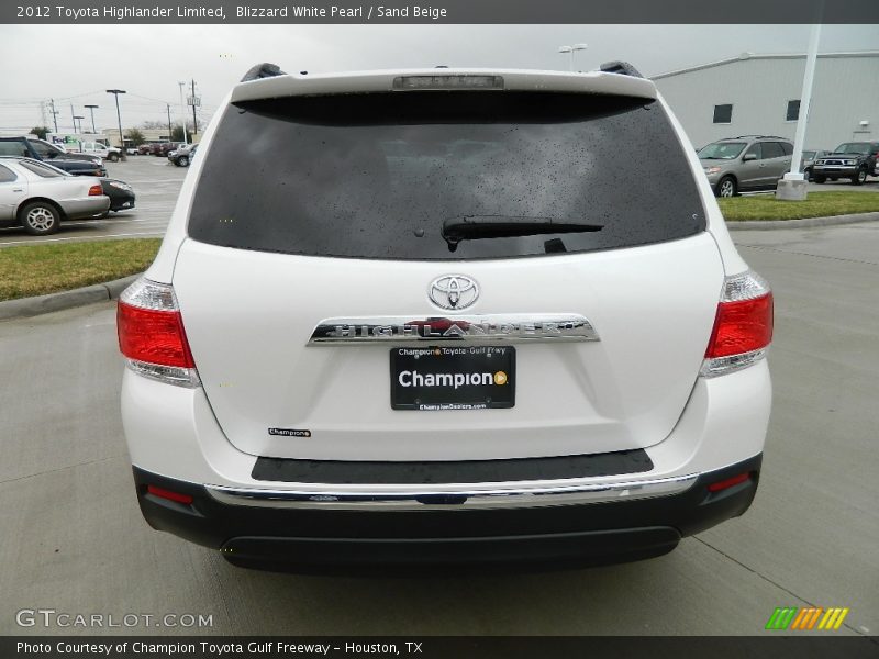 Blizzard White Pearl / Sand Beige 2012 Toyota Highlander Limited