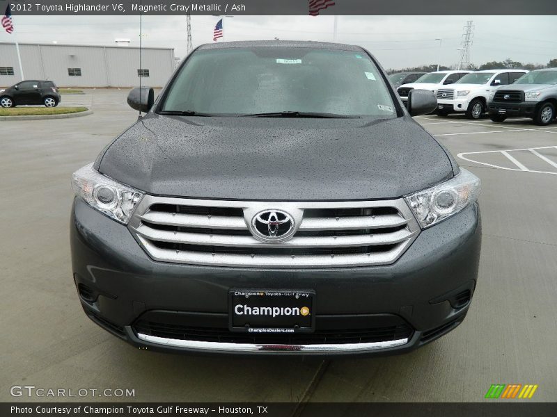 Magnetic Gray Metallic / Ash 2012 Toyota Highlander V6