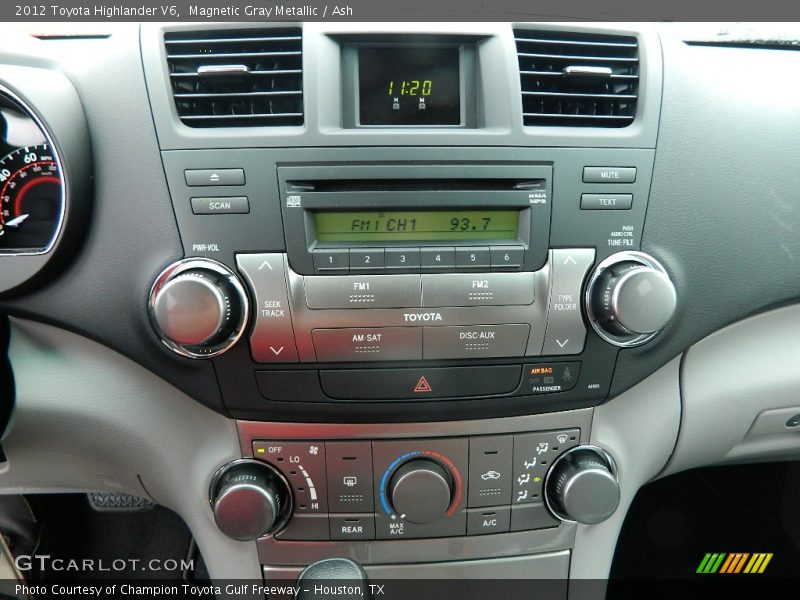 Controls of 2012 Highlander V6