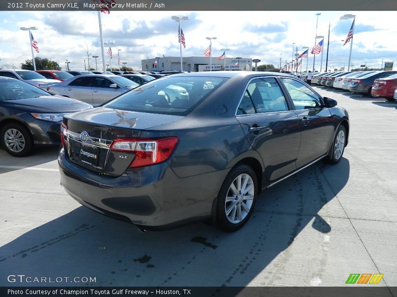 Magnetic Gray Metallic / Ash 2012 Toyota Camry XLE