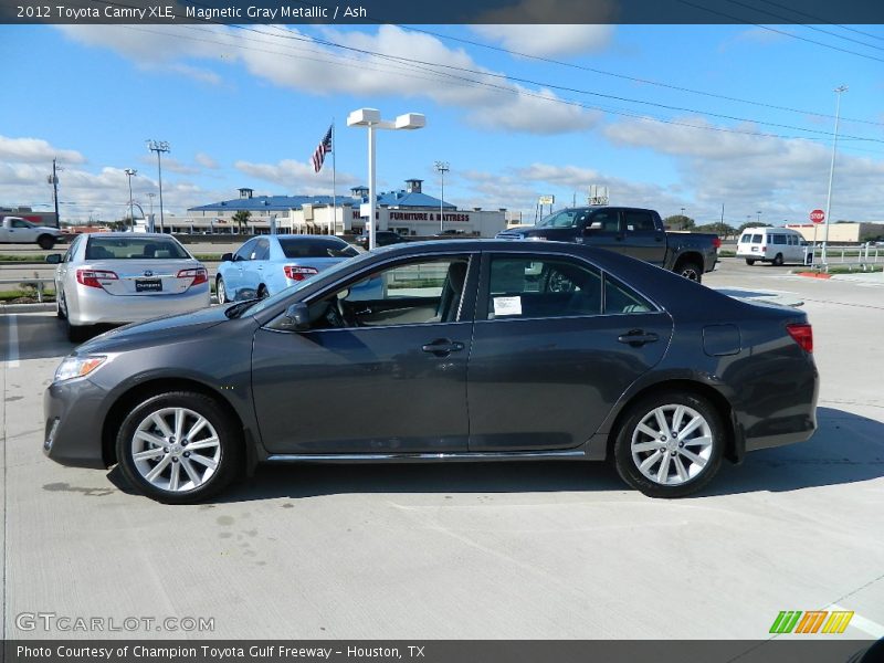 Magnetic Gray Metallic / Ash 2012 Toyota Camry XLE