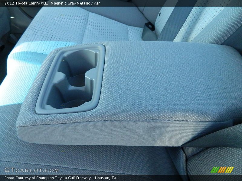 Magnetic Gray Metallic / Ash 2012 Toyota Camry XLE