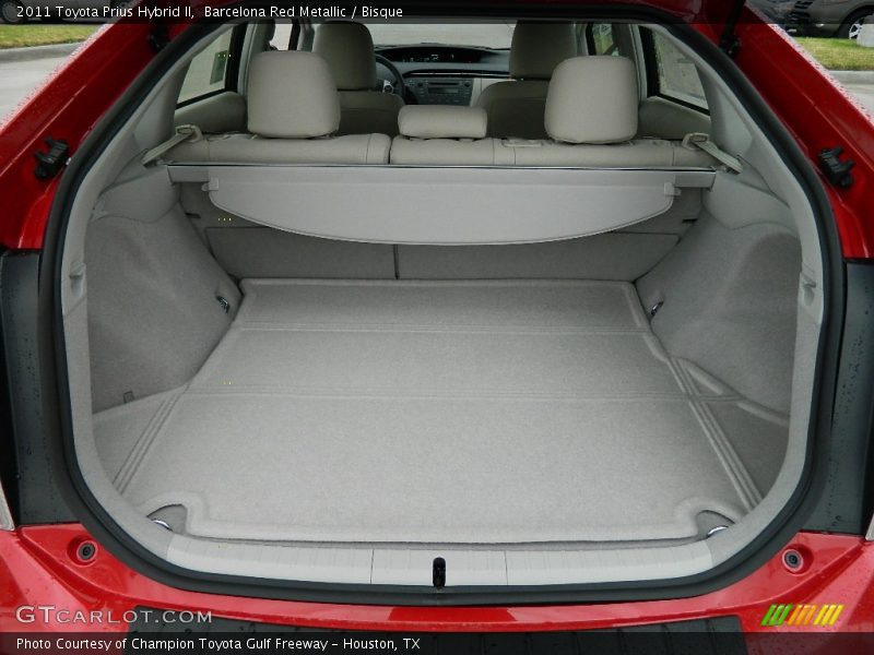  2011 Prius Hybrid II Trunk
