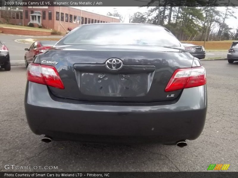 Magnetic Gray Metallic / Ash 2009 Toyota Camry LE V6