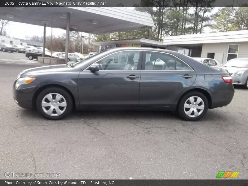 Magnetic Gray Metallic / Ash 2009 Toyota Camry LE V6