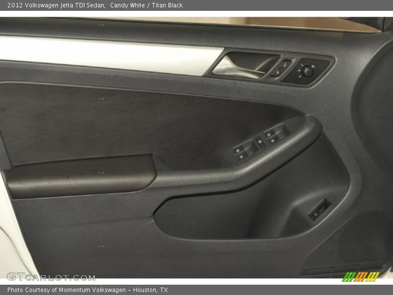 Candy White / Titan Black 2012 Volkswagen Jetta TDI Sedan