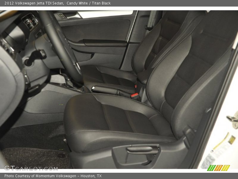 Candy White / Titan Black 2012 Volkswagen Jetta TDI Sedan