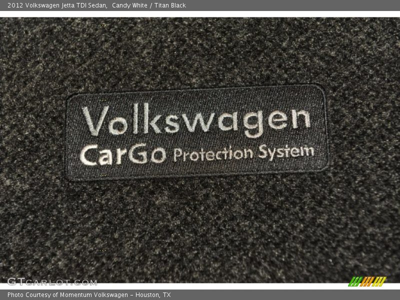 Candy White / Titan Black 2012 Volkswagen Jetta TDI Sedan