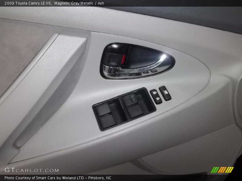 Magnetic Gray Metallic / Ash 2009 Toyota Camry LE V6