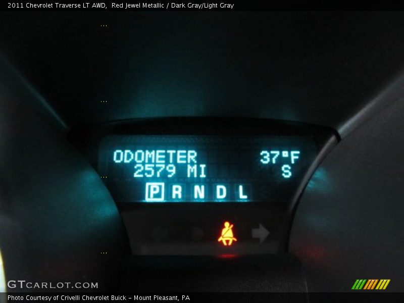 Red Jewel Metallic / Dark Gray/Light Gray 2011 Chevrolet Traverse LT AWD
