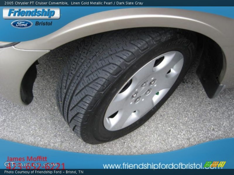 Linen Gold Metallic Pearl / Dark Slate Gray 2005 Chrysler PT Cruiser Convertible