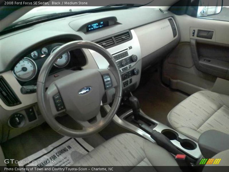 Black / Medium Stone 2008 Ford Focus SE Sedan