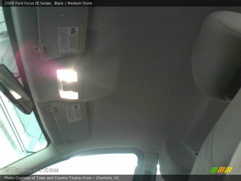 Black / Medium Stone 2008 Ford Focus SE Sedan