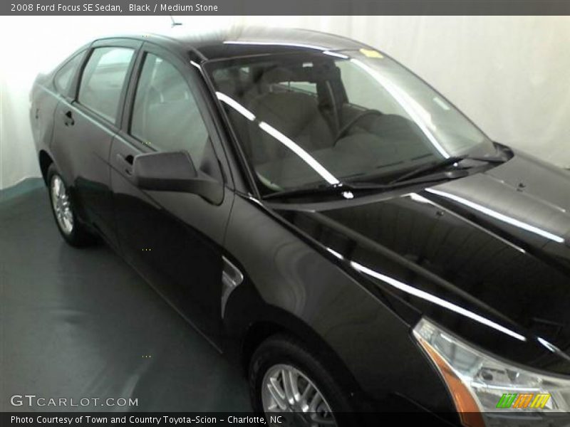 Black / Medium Stone 2008 Ford Focus SE Sedan