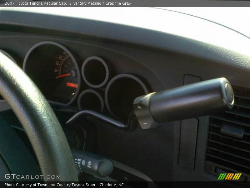 Silver Sky Metallic / Graphite Gray 2007 Toyota Tundra Regular Cab