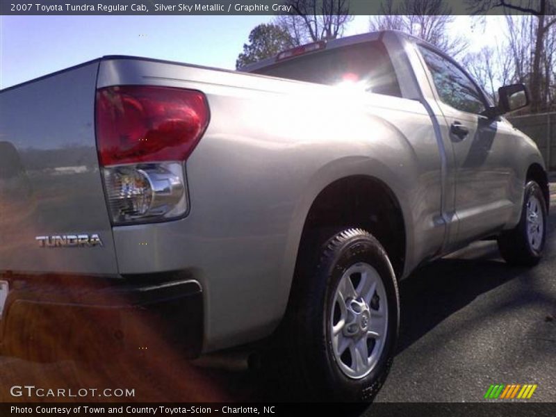 Silver Sky Metallic / Graphite Gray 2007 Toyota Tundra Regular Cab